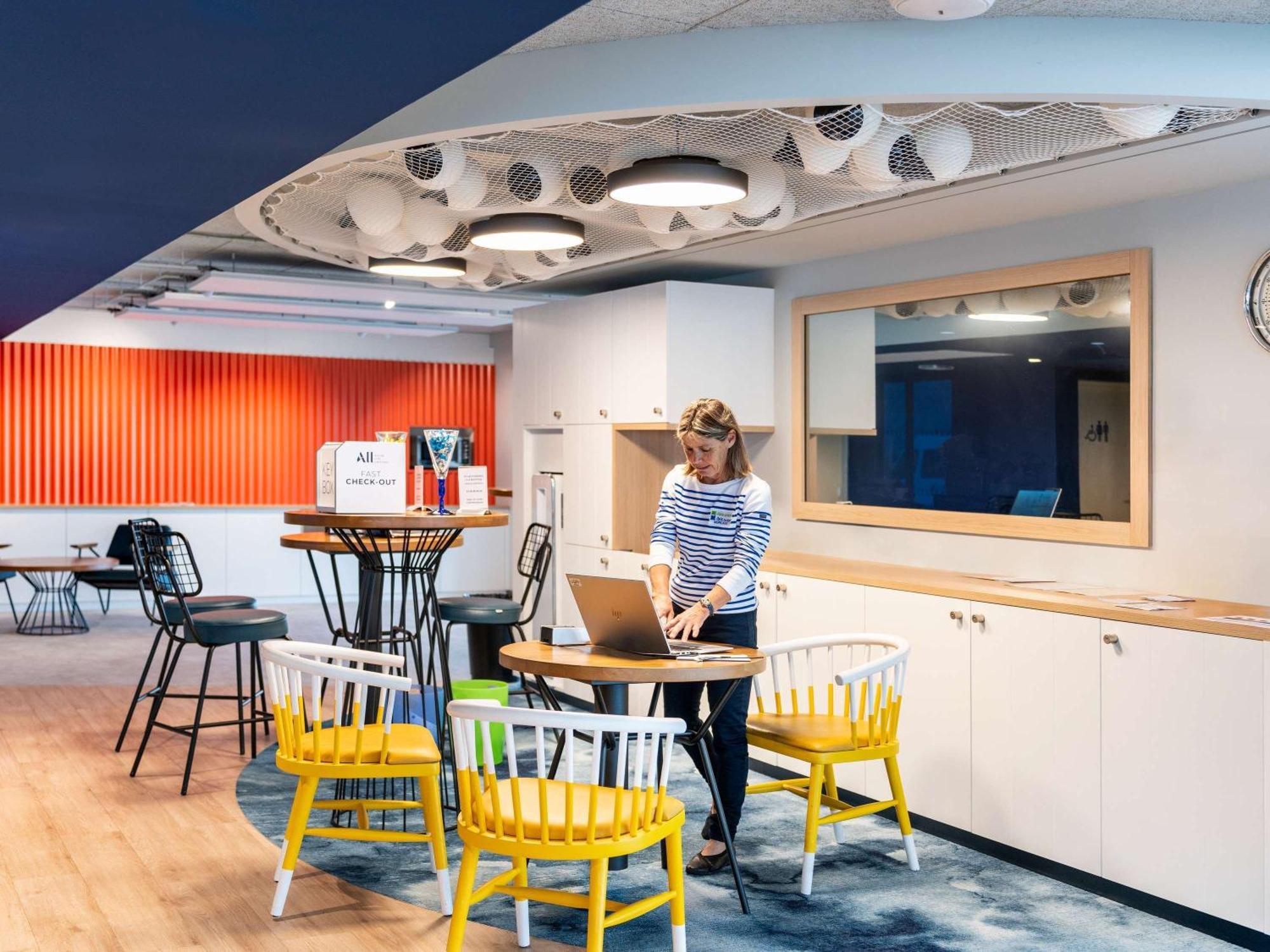Готель Ibis Styles Морле Екстер'єр фото